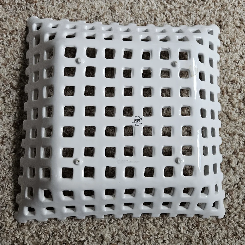 Pier 1 Ceramic Lattice Weave Fruit Bread Basket 11”x11” - Picture 5 of 6